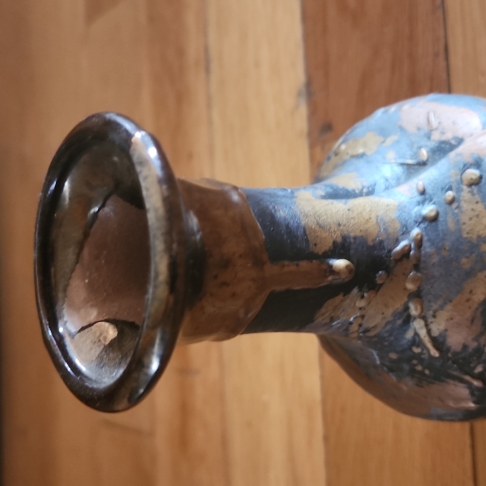 Vase - Picture 4 of 5